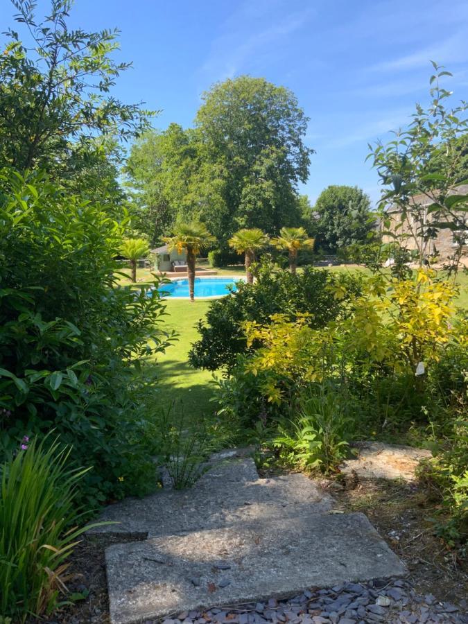 Red River Stables - Peaceful, Beautiful Grounds, Swimming Pool, Central Location For West Cornwall Camborne Exterior photo